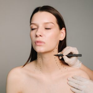 Nefertiti (bandas plastimales)